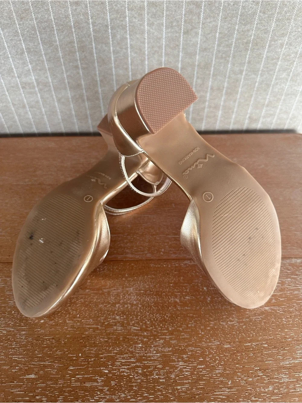 Nina Girls Metallic Gold Ankle-Strap Dress Shoes